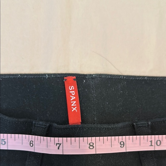 SPANX Black Ankle Cropped Jeans - Picture 2 of 6